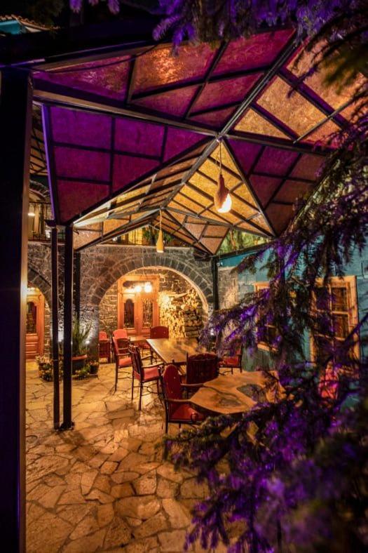 Vila Eden Boutique Hotel Korce Exterior foto