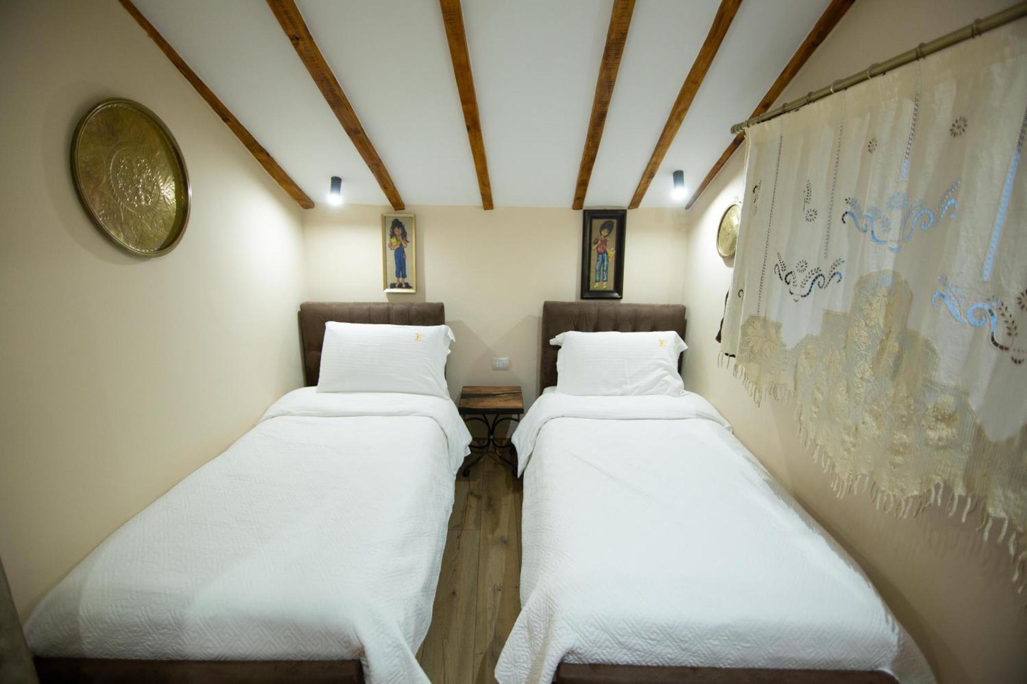 Vila Eden Boutique Hotel Korce Cameră foto